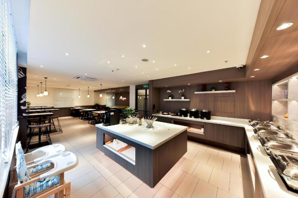 Hanting Premium Hotel Shanghai Hongqiao West Zhongshan Road Ngoại thất bức ảnh
