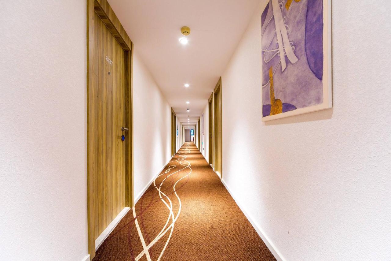Hanting Premium Hotel Shanghai Hongqiao West Zhongshan Road Ngoại thất bức ảnh